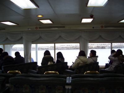 2010.2.28：網走流氷観光砕氷船「おーろら」より見た景色
