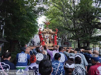 「北見神社秋季例大祭」で御神輿を担がせて頂いた